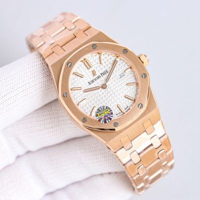 Audemars Piguet Lady Royal Oak Series Swiss Quartz Movement 33mm Rose Gold Watch